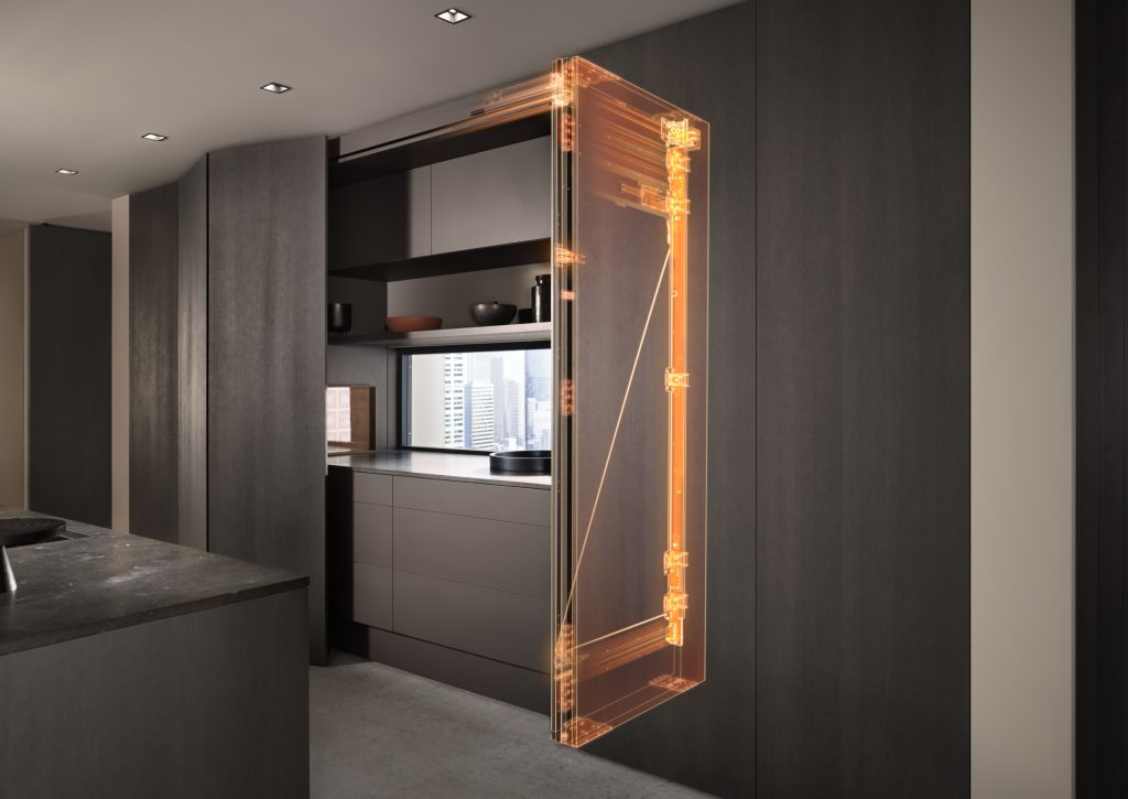 me26502293_all_542837 - McFaddens Blog Blum REVEGO – X-ray image with fully integrated technology in the pocket.